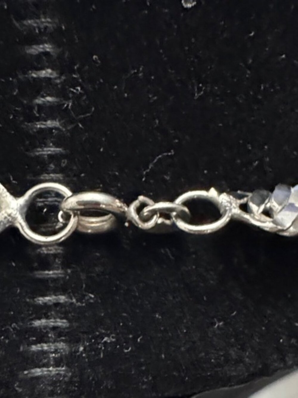 Elegant Silver Necklace - Picture 8 of 8